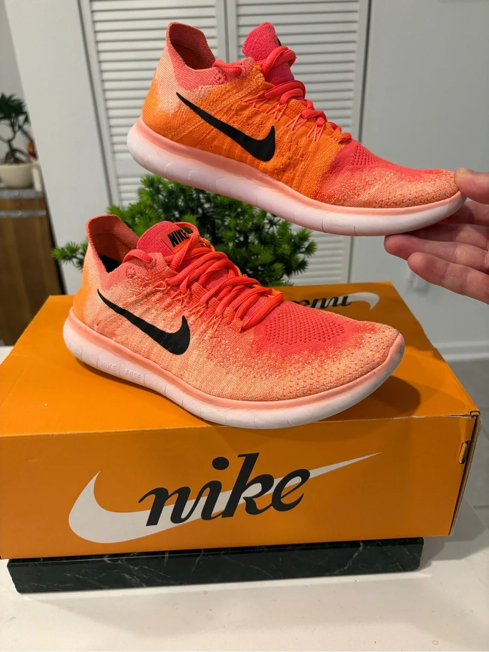 Nike Women’s Free RN Flyknit Running Shoes - Pink/Orange/Coral *Rare* Sz 7.5
